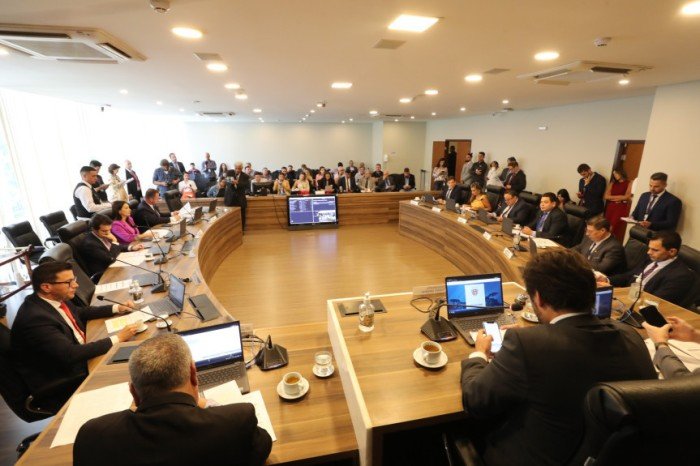 CCJ volta a debater projeto que altera Fundo de Defesa do Consumidor nesta terça (21)