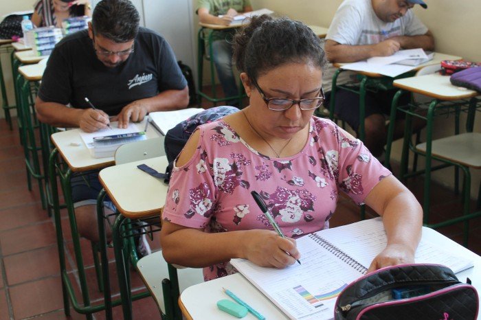 Educação promove consulta pública sobre currículo da EJA do 6º ao 9º do ensino fundamental