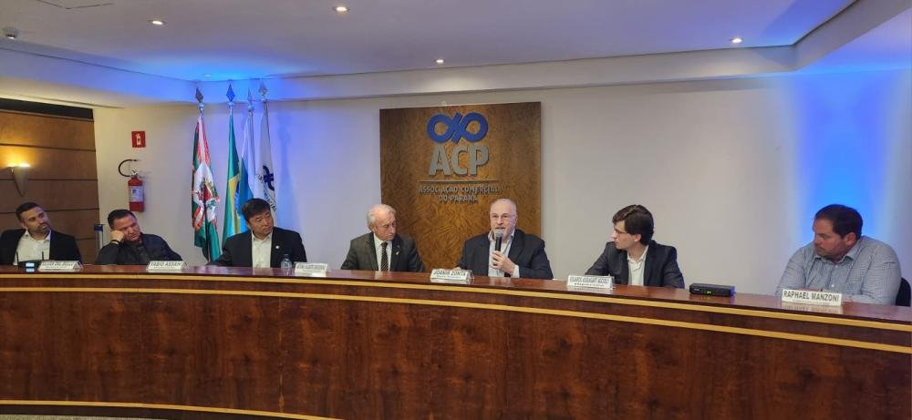 Zonta conta sua história durante reunião mensal da ACP