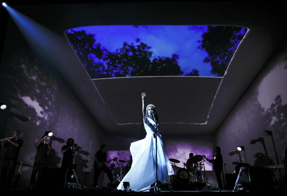 Marisa Monte anuncia show em Curitiba