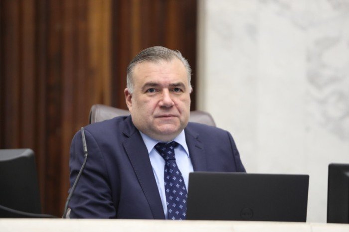 Presidente da Frente Parlamentar da Medicina alerta sobre riscos de problemas cardíacos no inverno