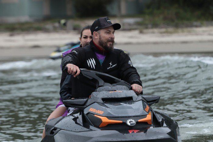 Evento com caça ao tesouro reuniu 150 apaixonados por embarcações na Ilha do Mel