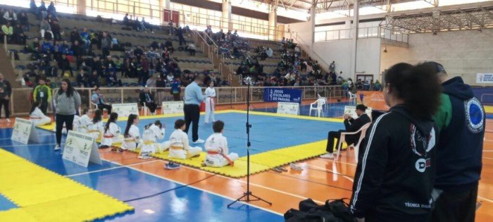 Atletas do Esporte de Base participam dos Jogos Escolares do Paraná