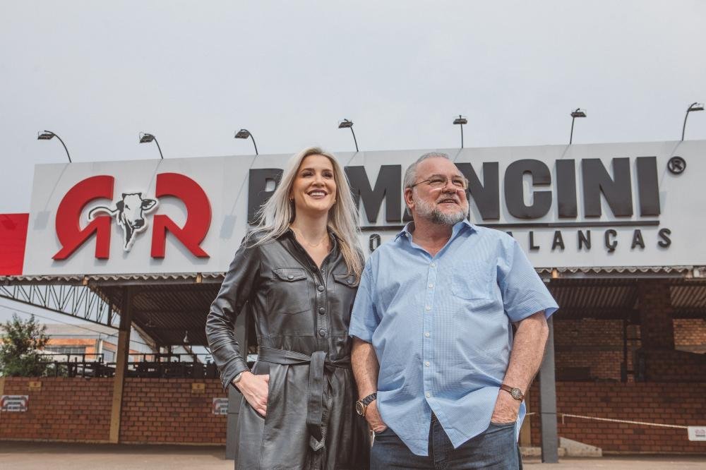 Super: troncos perfeitos para os grandes da pecuária