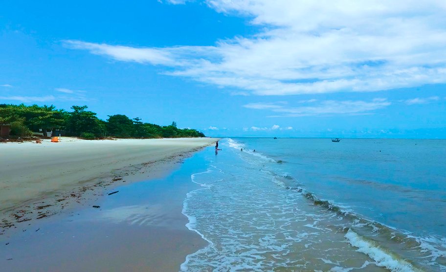 Destinos inusitados: cinco refúgios praianos para curtir verão adiantado no Paraná