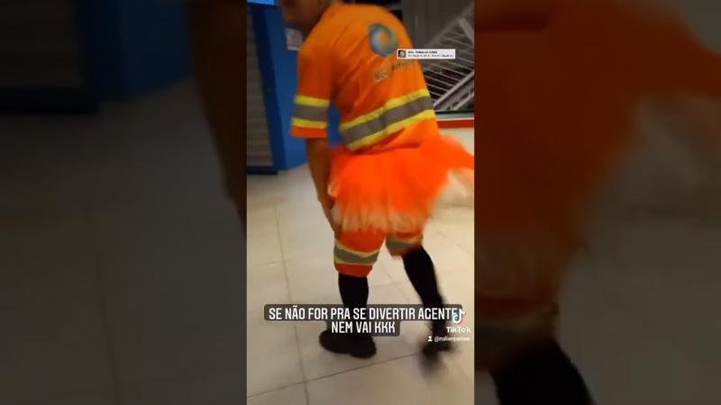 Gari de PG viraliza dançando de saia enquanto recolhe o lixo