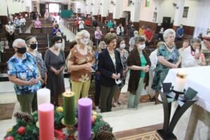 Ex-alunas do Colégio Sant’Ana se reúnem para comemorar 60 anos de formatura