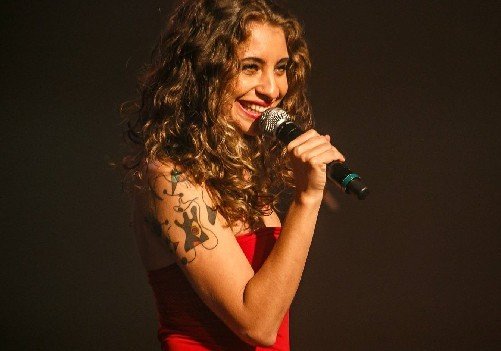 Júlia Vargas - (foto: Barbara Furtado)
