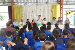 Escola João Maria Cruz integra o projeto Jardins de Mel