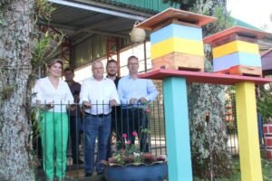 Escola João Maria Cruz integra o projeto Jardins de Mel