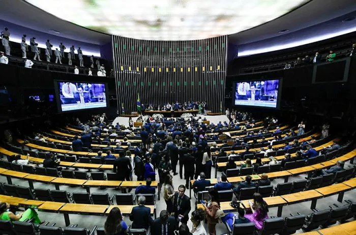 A Câmara dos Deputados aprovou um dos projetos de regulamentação da reforma tributária na terça-feira. O texto vai à sanção presidencial - Foto: Jefferson Rudy/Agência Senado