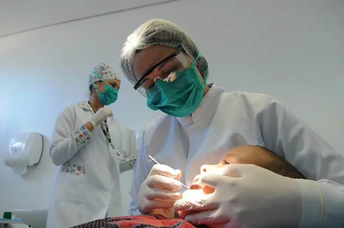 Projeto reajusta salário mínimo de dentistas e médicos para R$ 13.662 na jornada de 20 horas semanais - Foto: Tony Winston/Agência Brasília