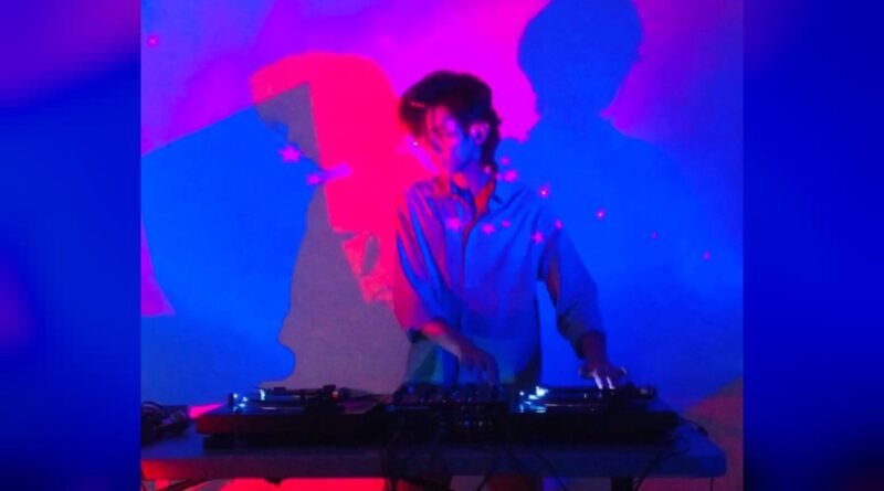 In this photograph, DJ Antz can be seen operating a pair of Audio-Technica LP120x turntables, as well as a Native Instruments Traktor Z2 Mixer.
