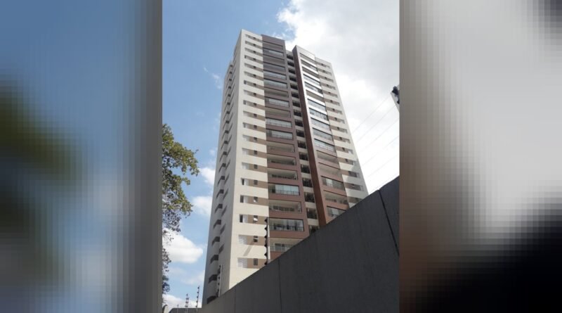 The southwest building of the Renaissance Condominium, Taubaté, São Paulo, Brazil.