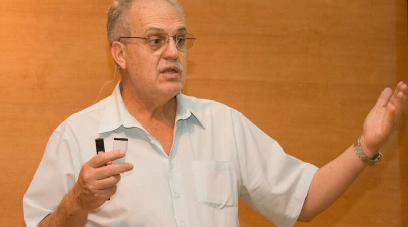 Carlos Nobre