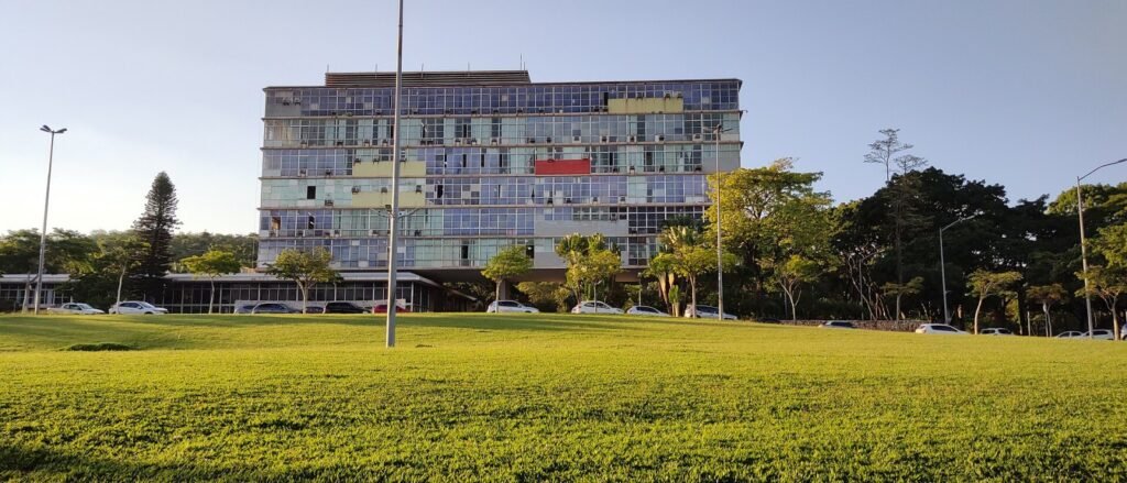 Universidade Federal de Minas Gerais