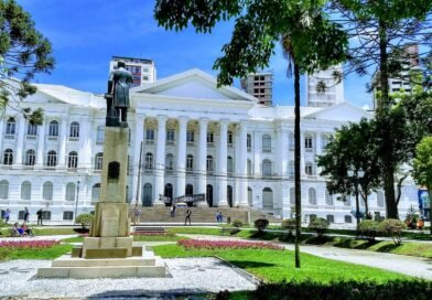 Universidade Federal do Paraná
